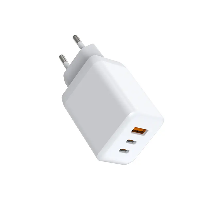 240 Volts GaN Lader PD 65 Watt med usb 2 x C & 1 x A udtag