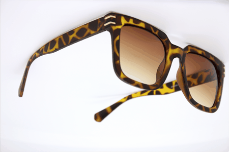 [404069] [404069] Solbrille med mat leopard gummi touch stel og brune glas